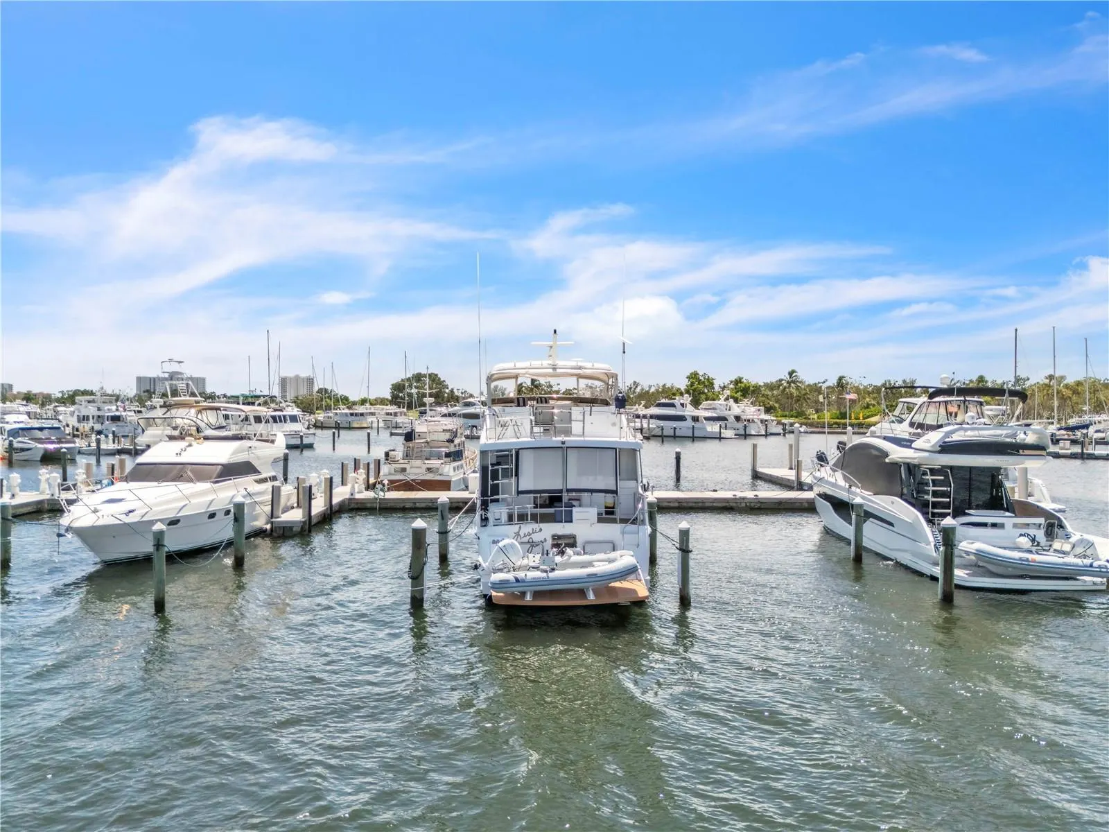 2600 HARBOURSIDE DR #R9, #R9