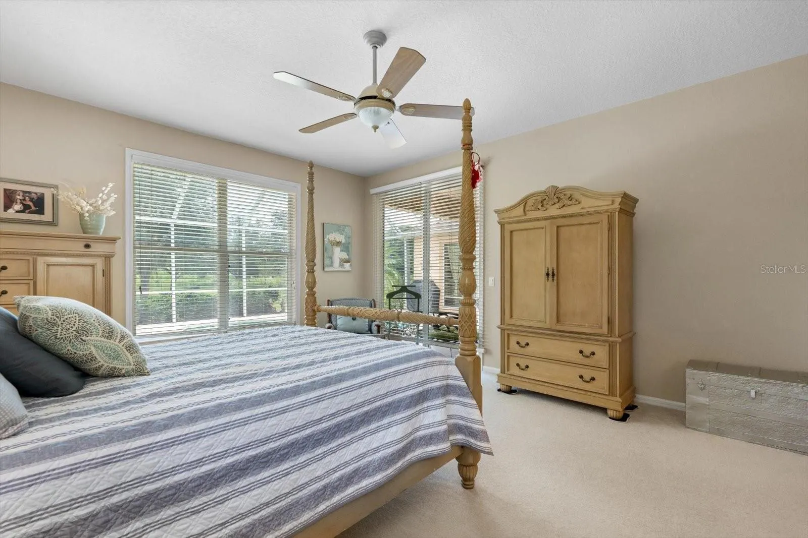 1229 PALM VIEW RD