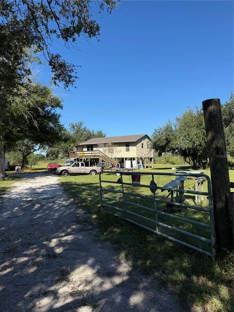 5147 PALANGOS DR