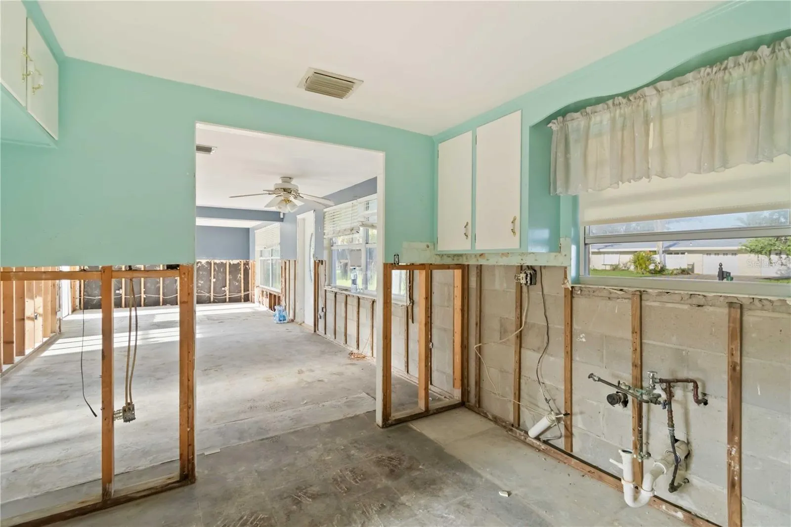 1255 S MARYKNOLL RD