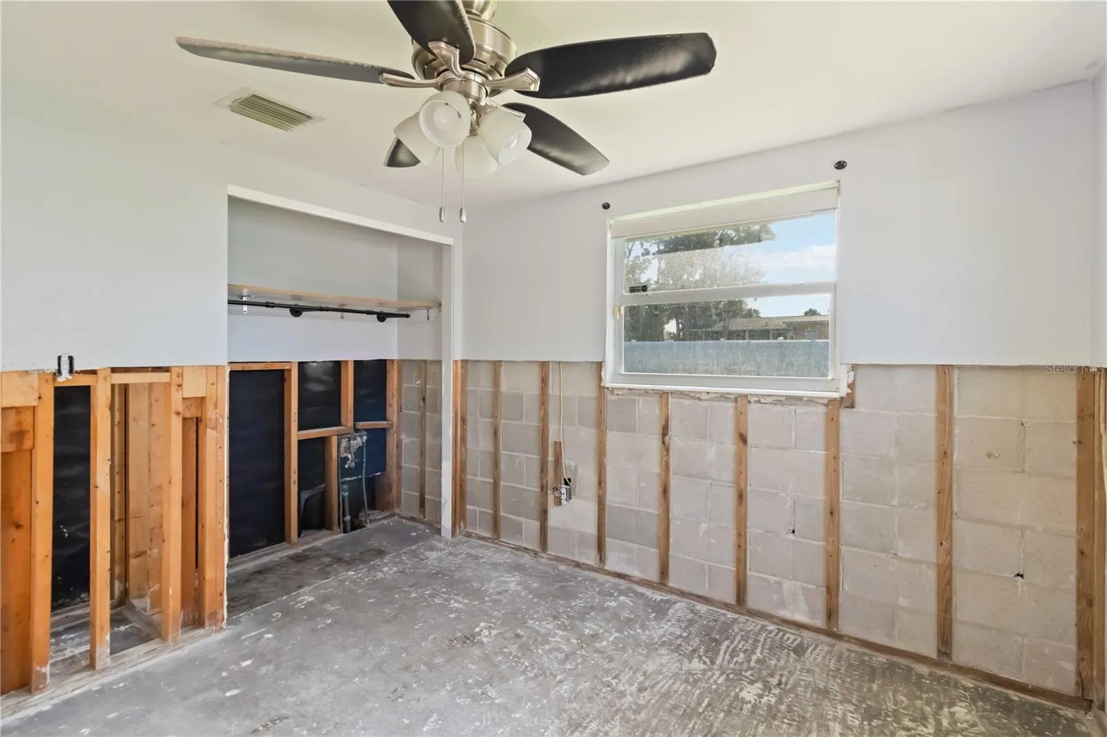 1255 S MARYKNOLL RD