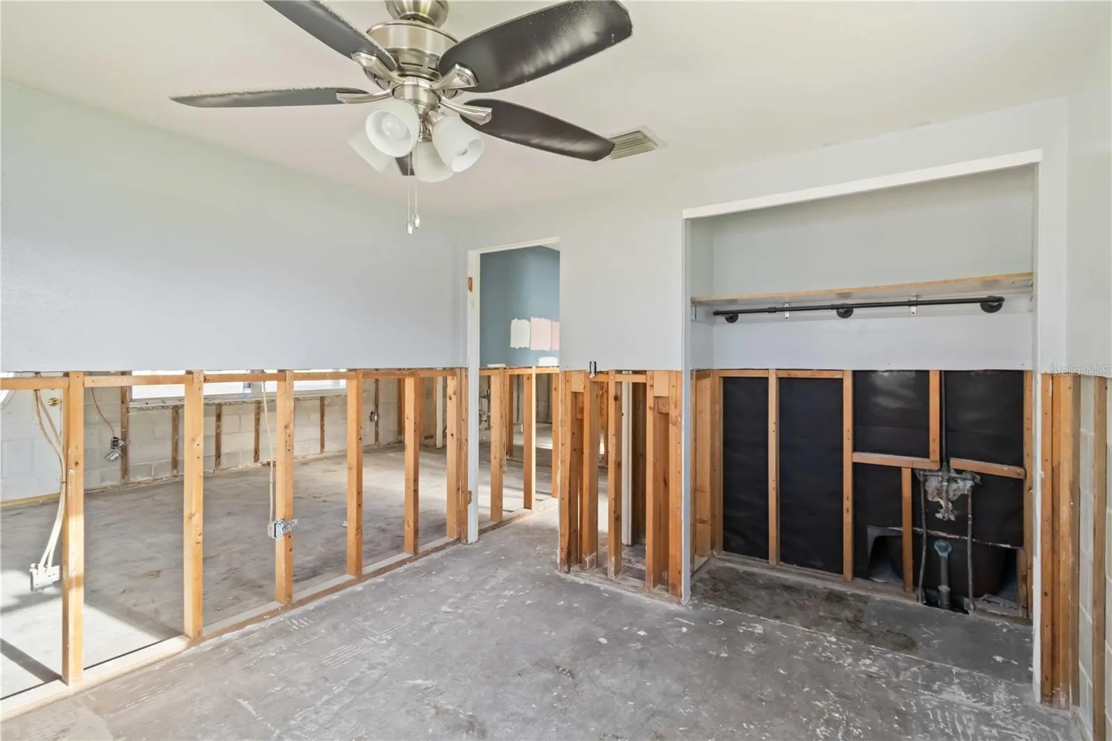 1255 S MARYKNOLL RD