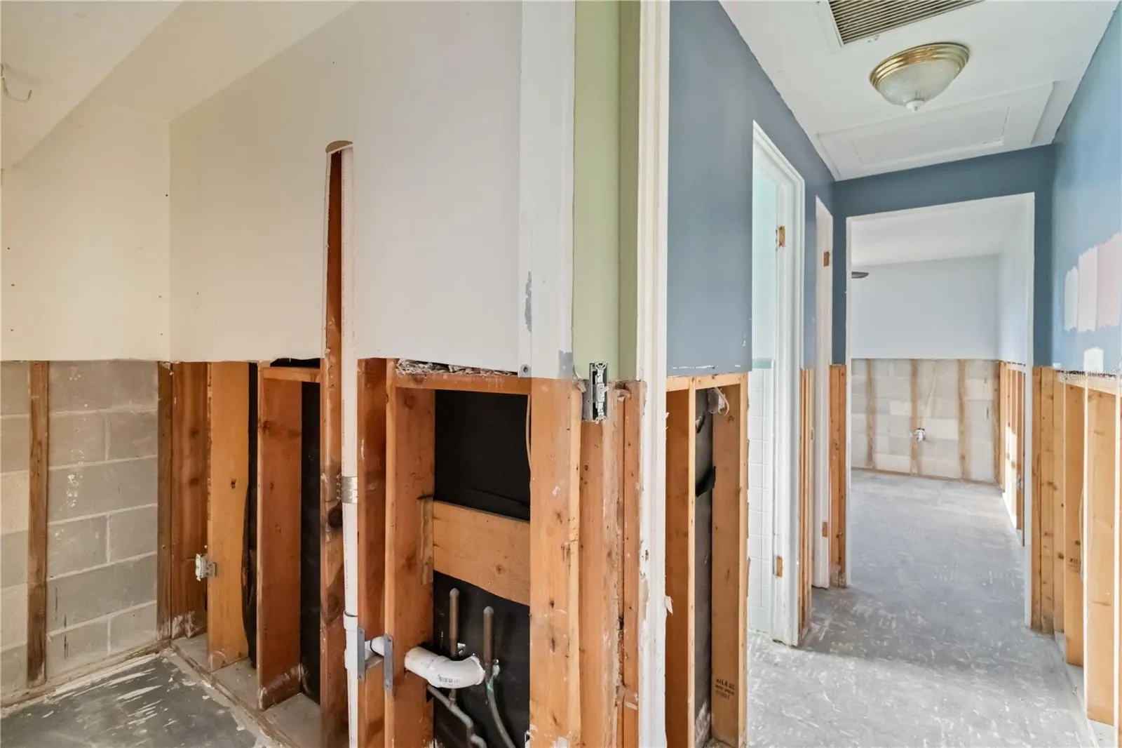 1255 S MARYKNOLL RD
