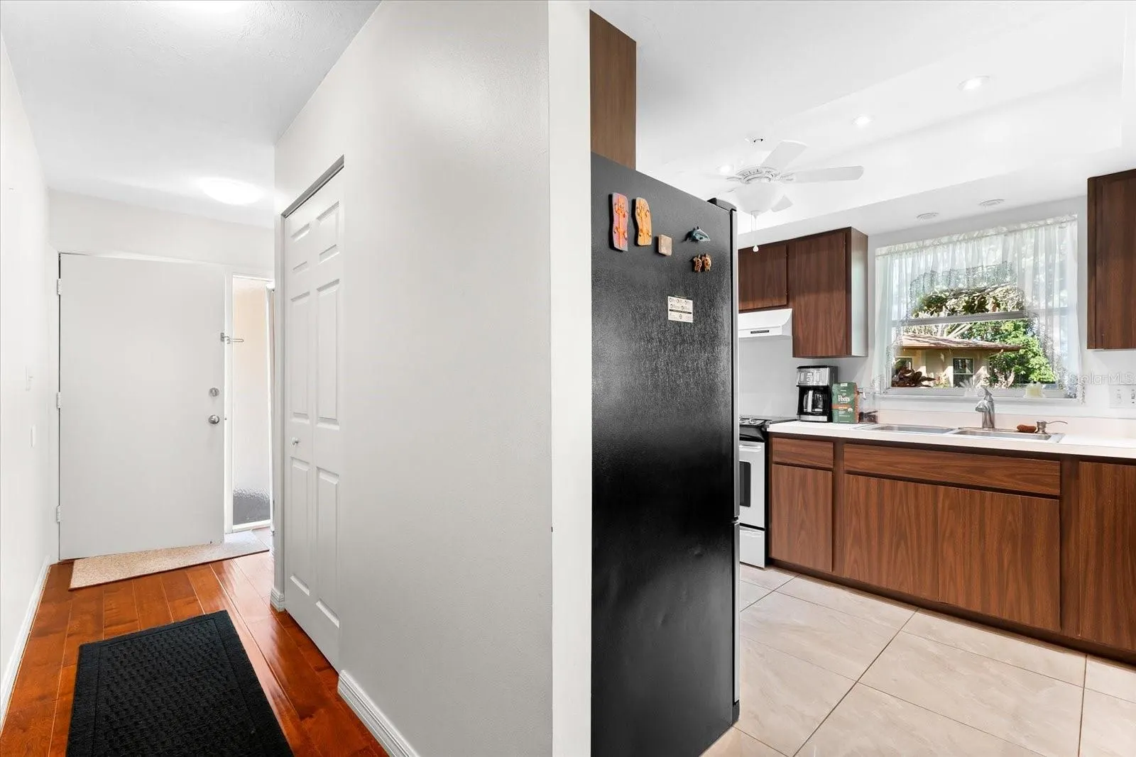 2304 LARK LN #23, #23