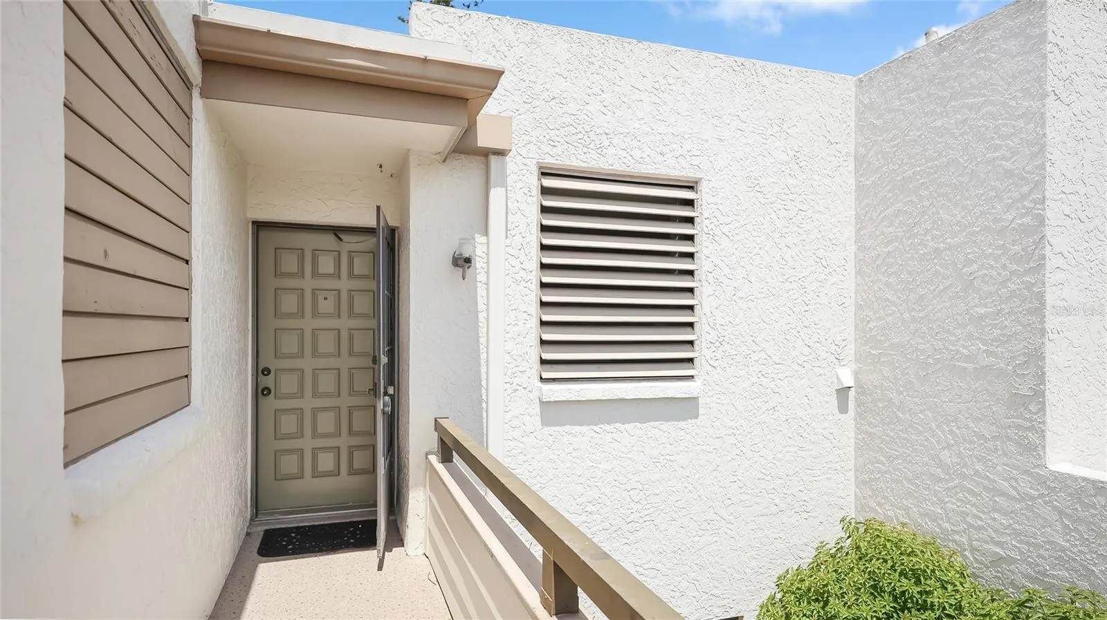 303 SPRINGDALE DR #303, #303