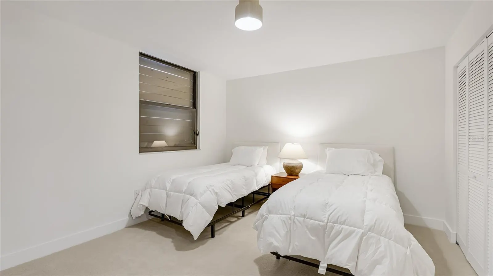 303 SPRINGDALE DR #303, #303