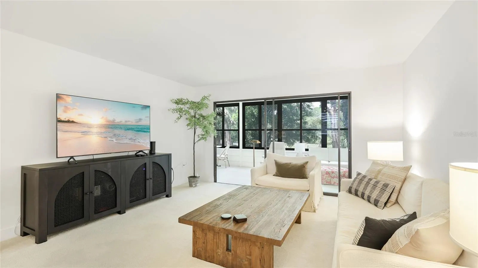 303 SPRINGDALE DR #303, #303
