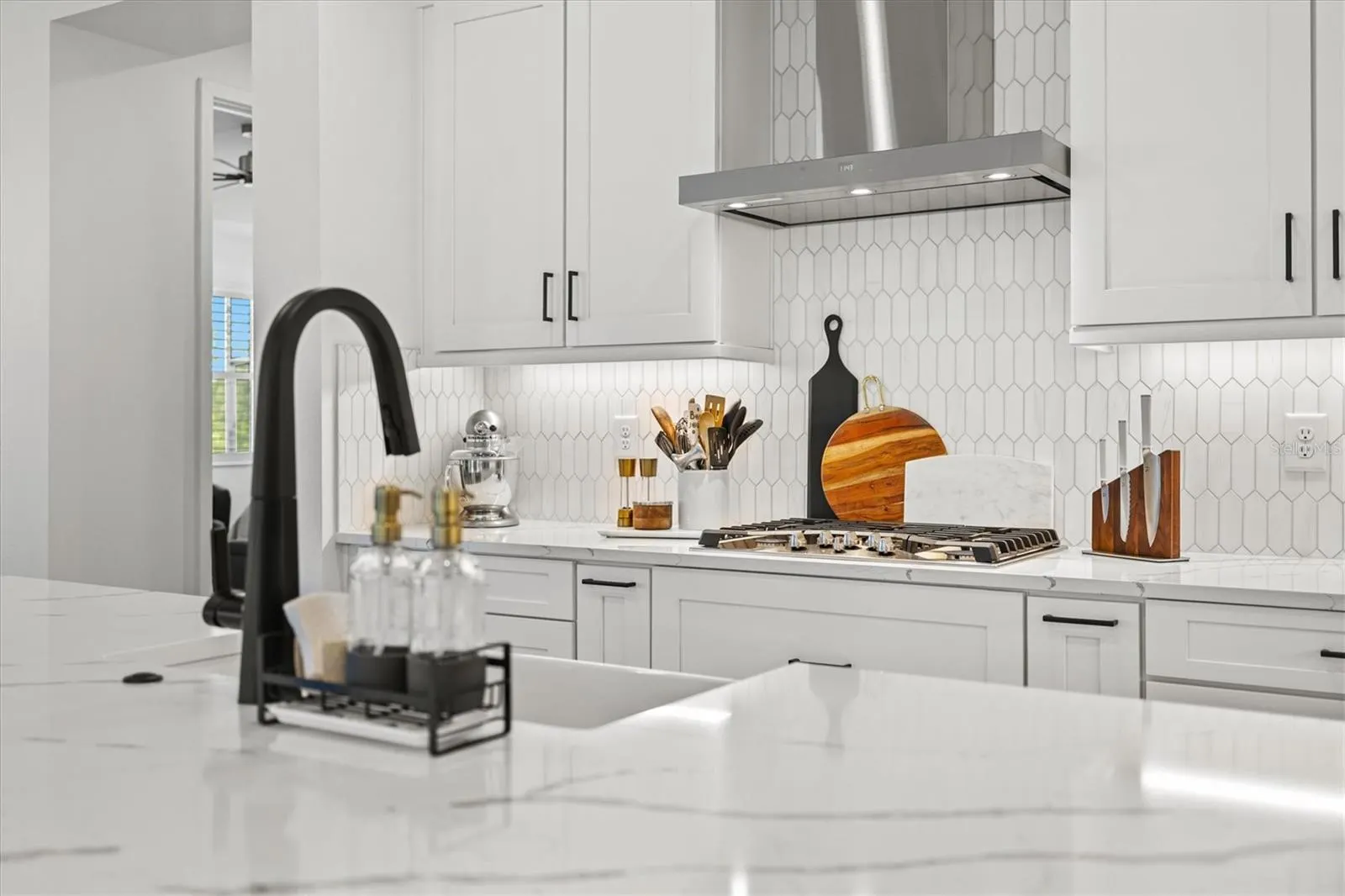 4610 RAINWATER GLN