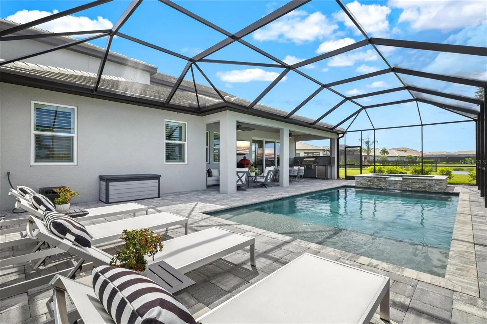 4610 RAINWATER GLN