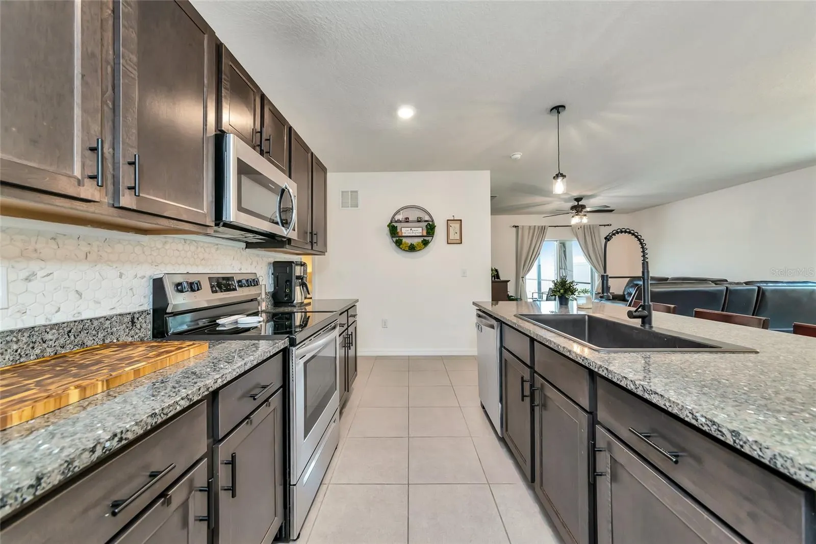 5808 CALLA LILLY DR