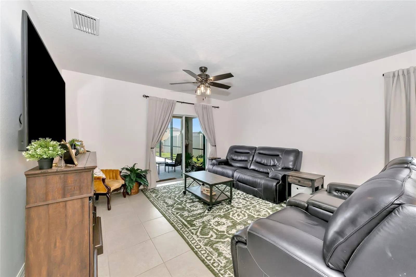 5808 CALLA LILLY DR