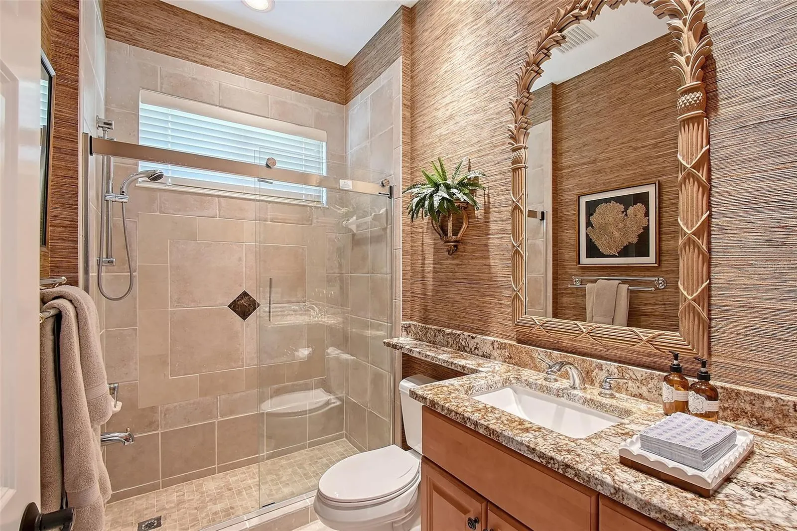 105 TURQUOISE LN