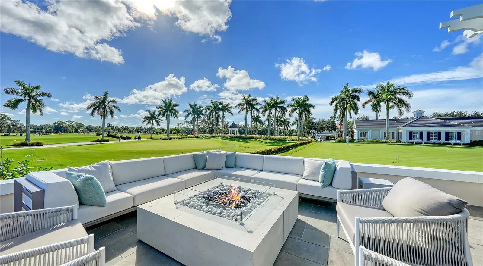 105 TURQUOISE LN
