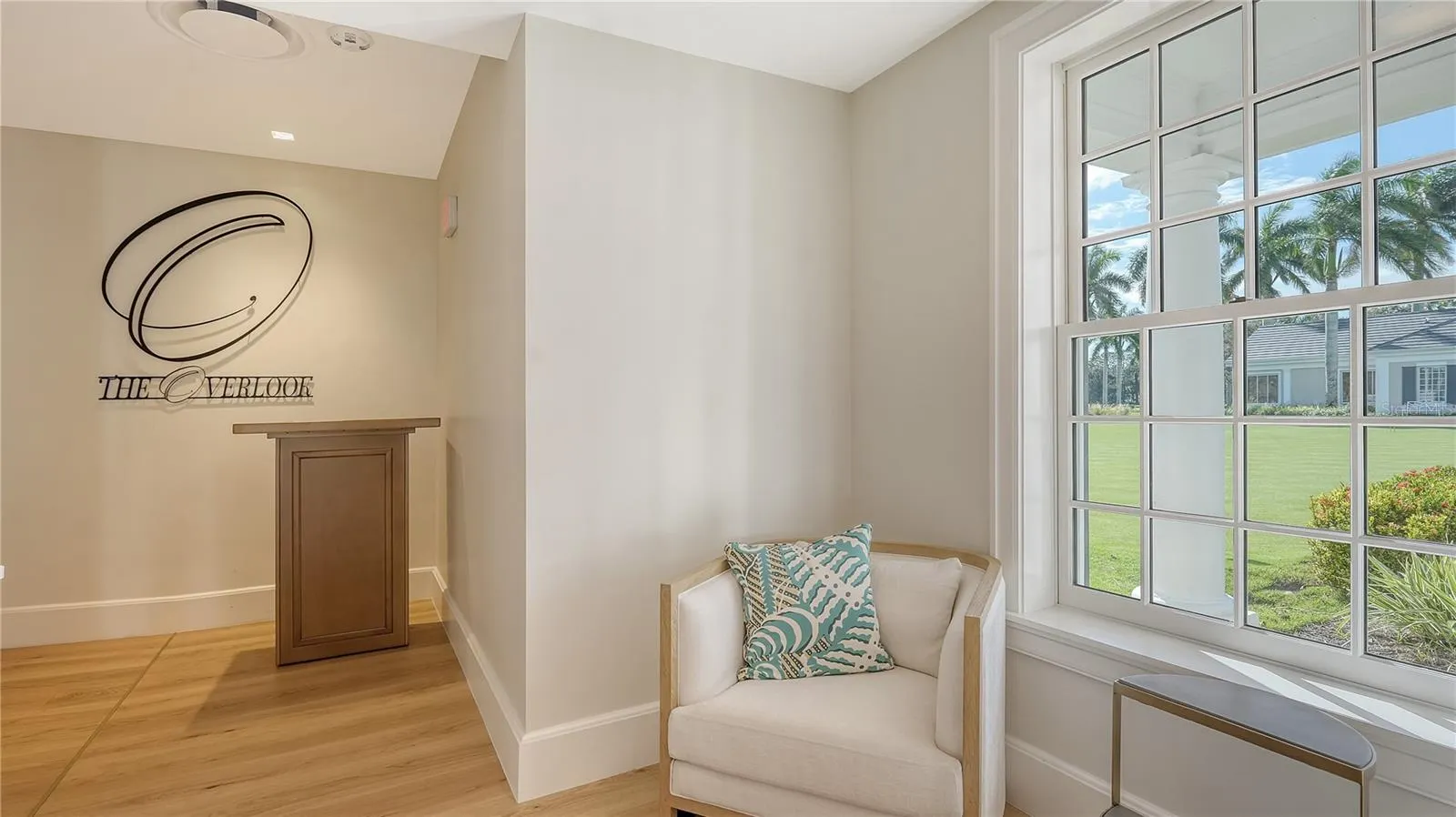105 TURQUOISE LN