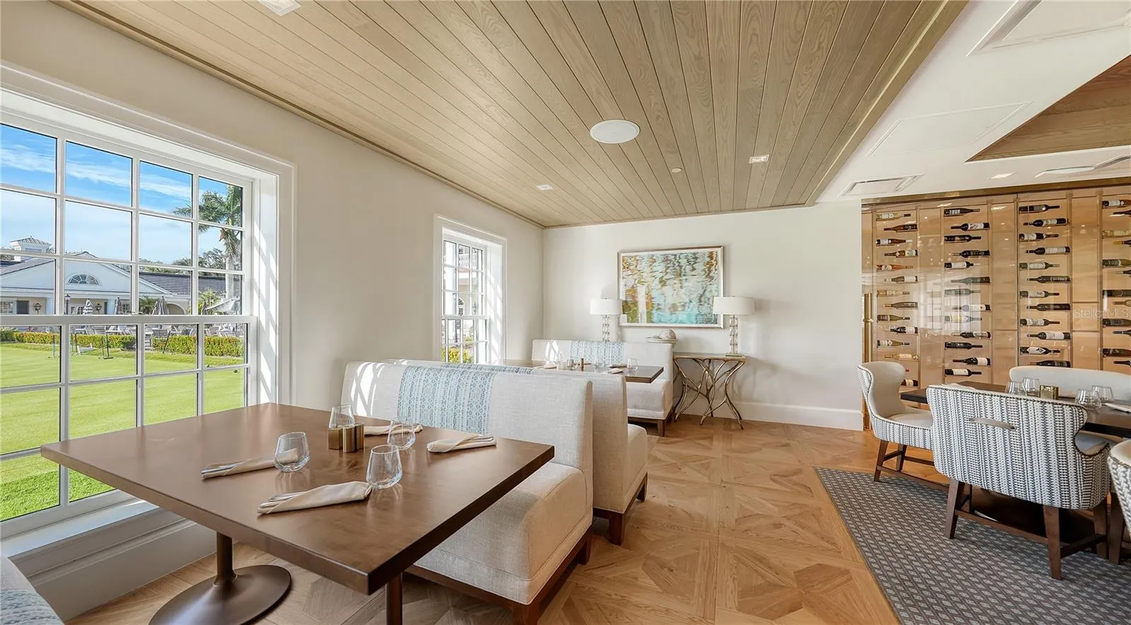 105 TURQUOISE LN