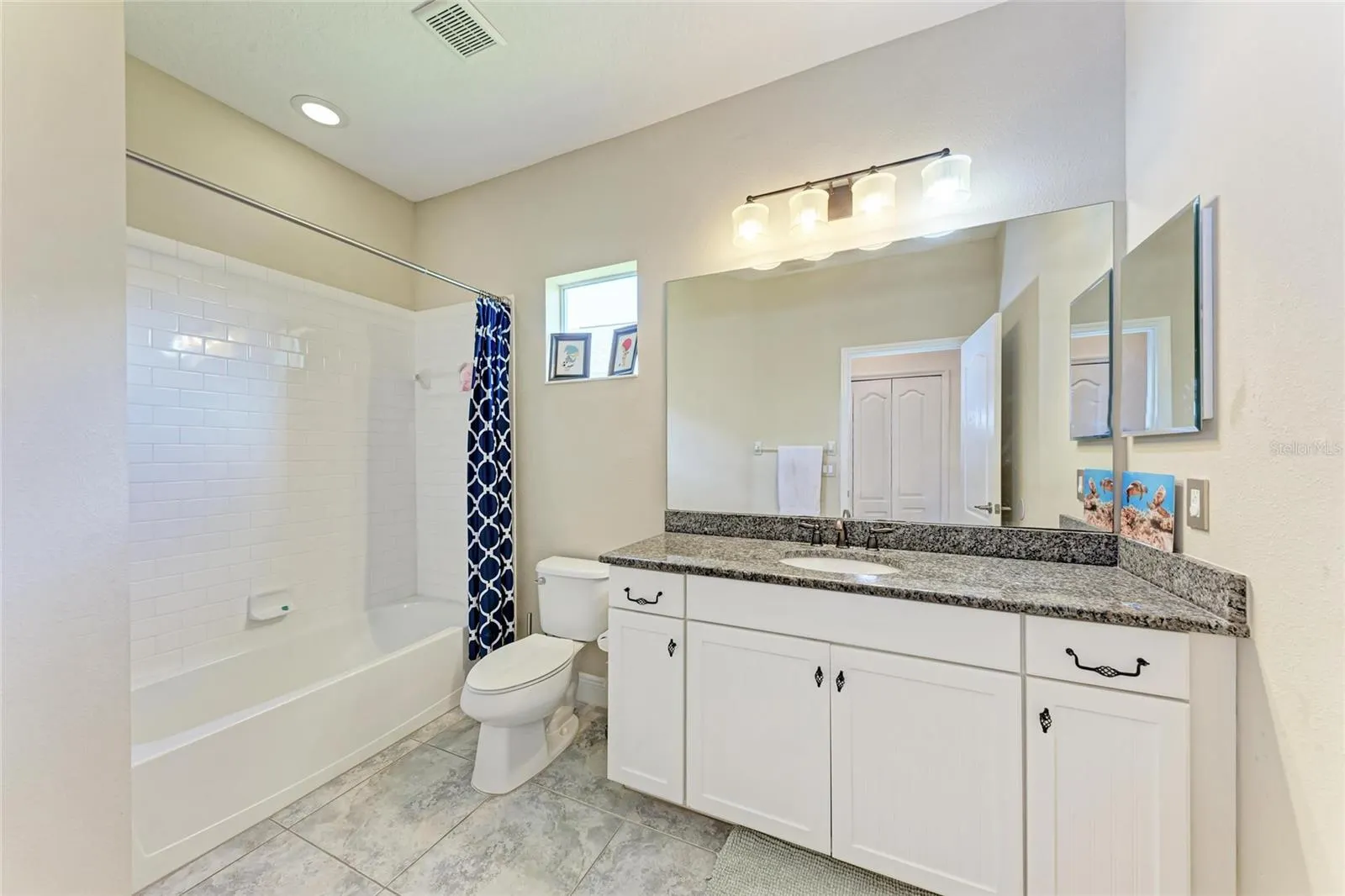 12051 FOREST PARK CIR