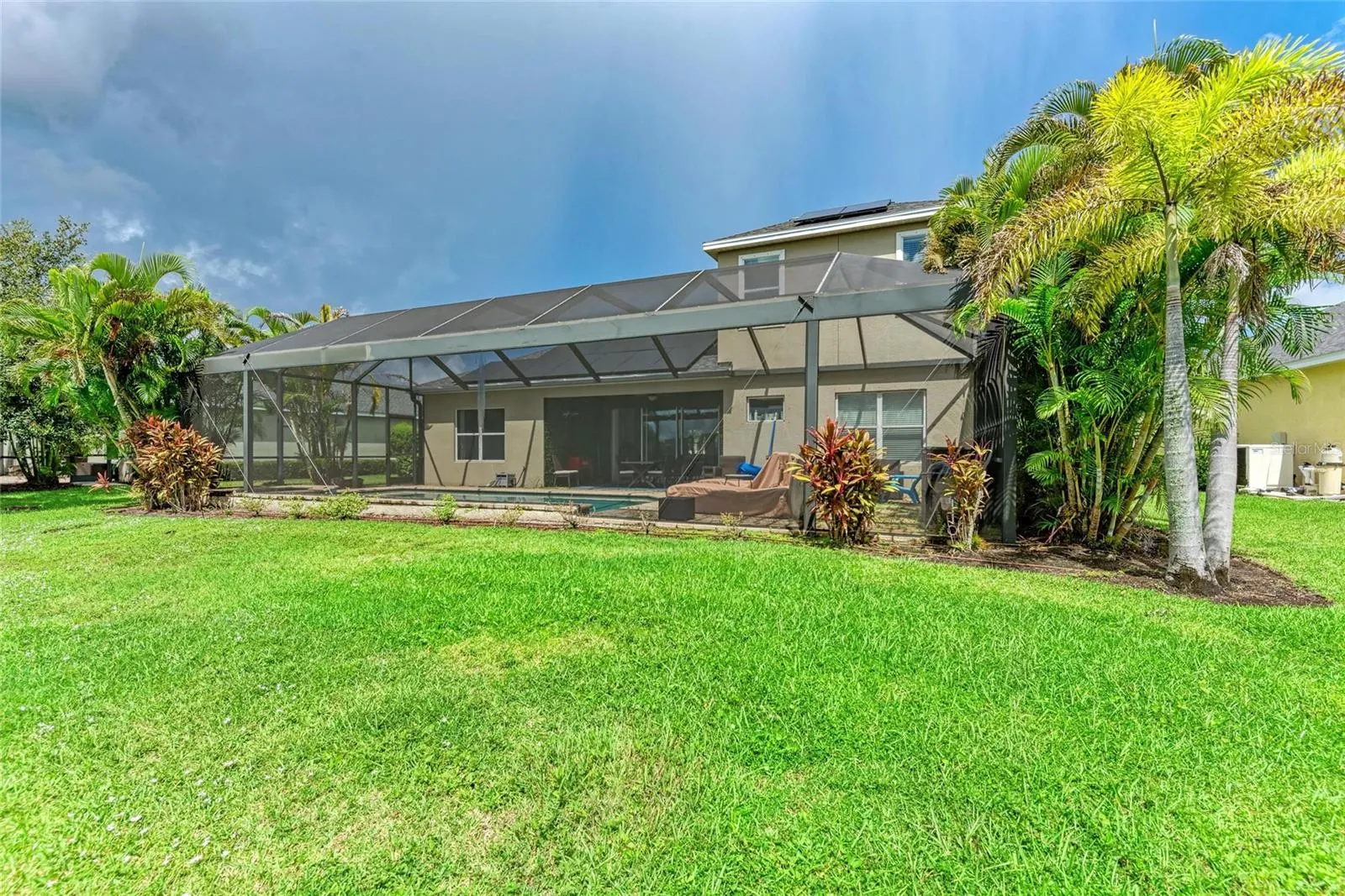 12051 FOREST PARK CIR