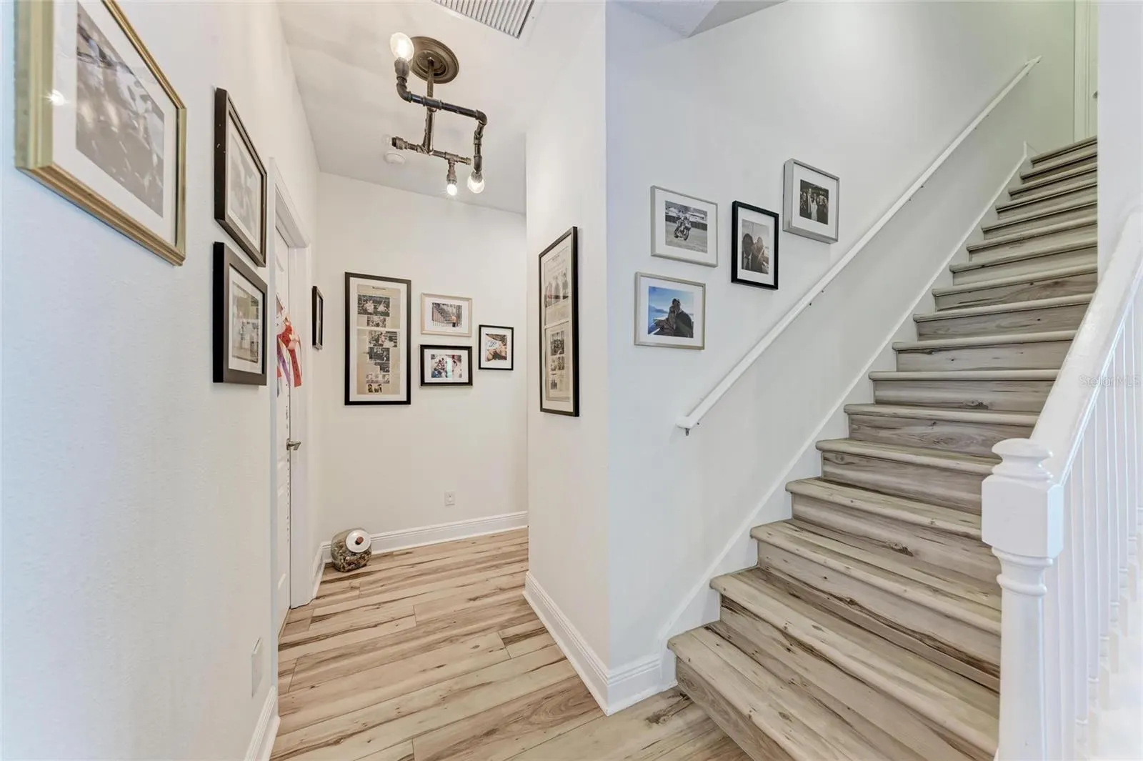 12051 FOREST PARK CIR