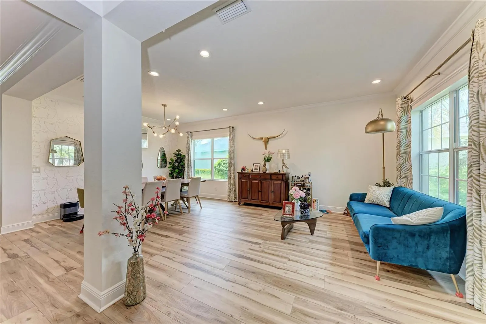 12051 FOREST PARK CIR