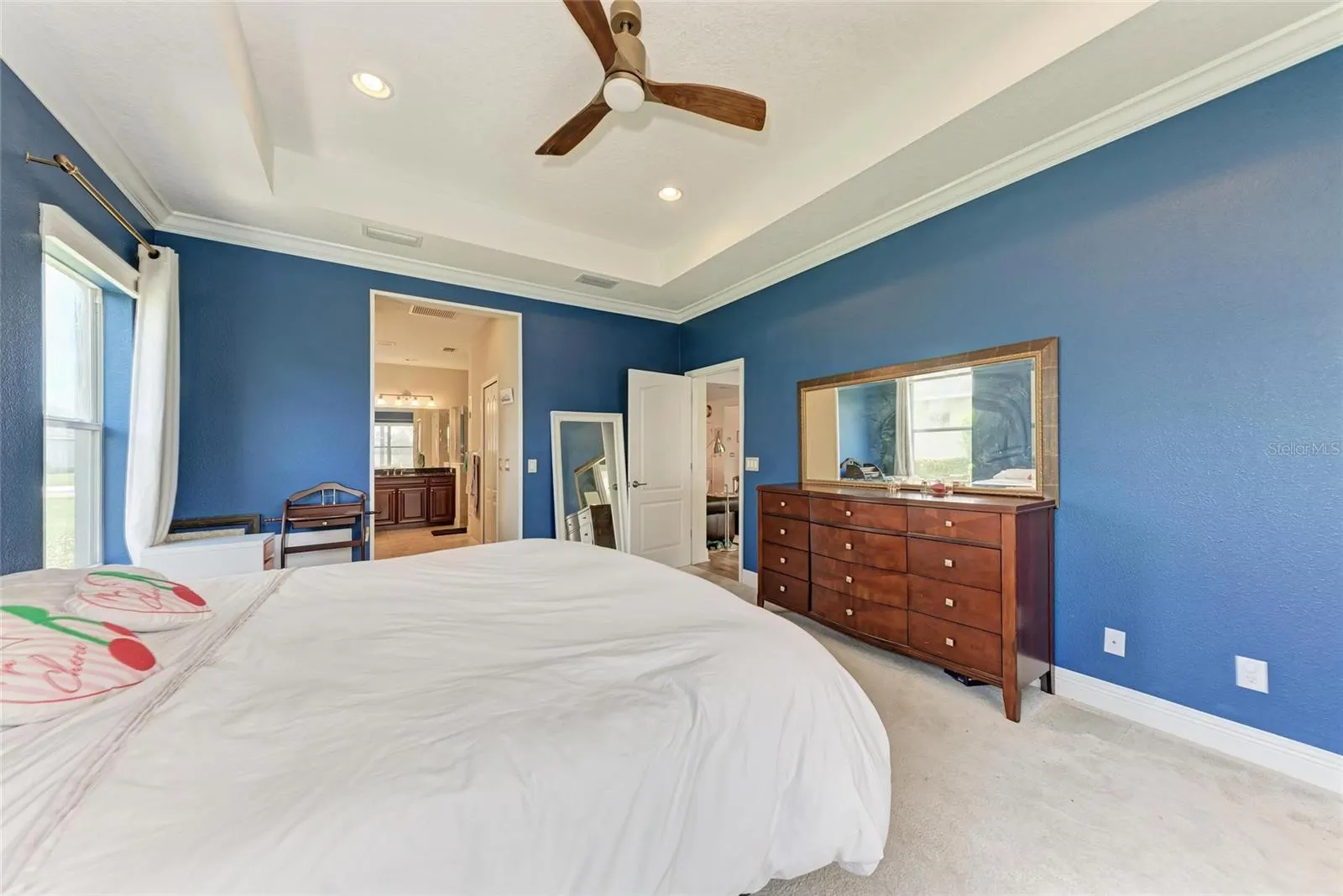12051 FOREST PARK CIR