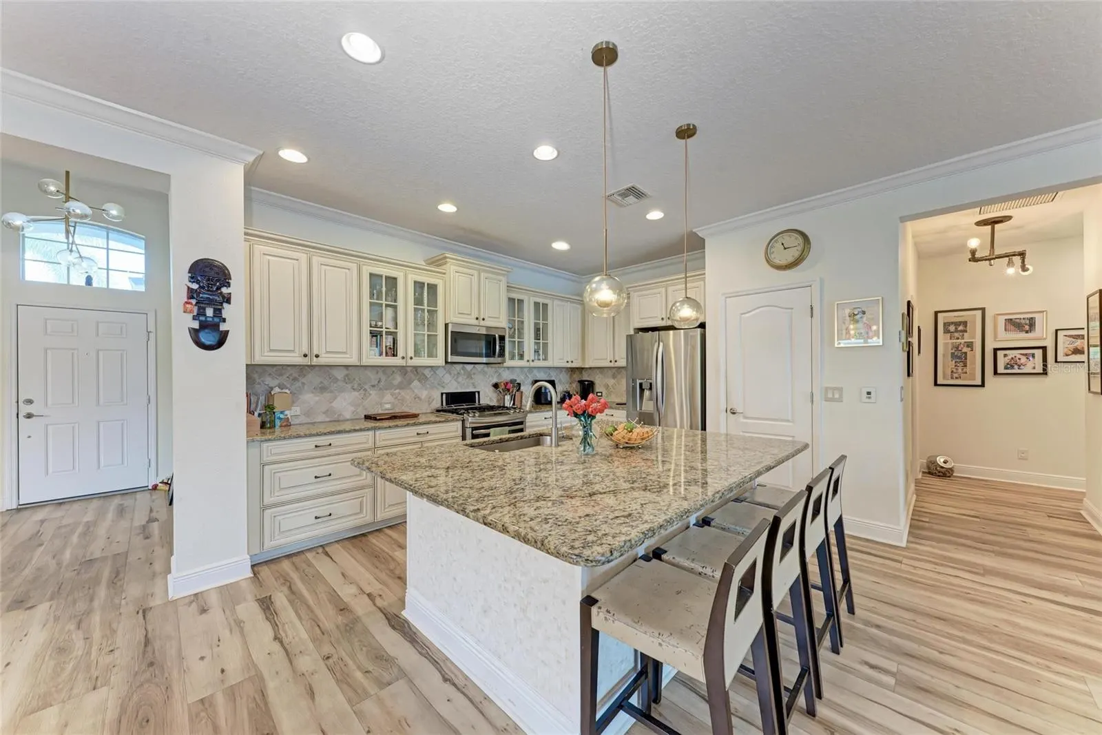 12051 FOREST PARK CIR