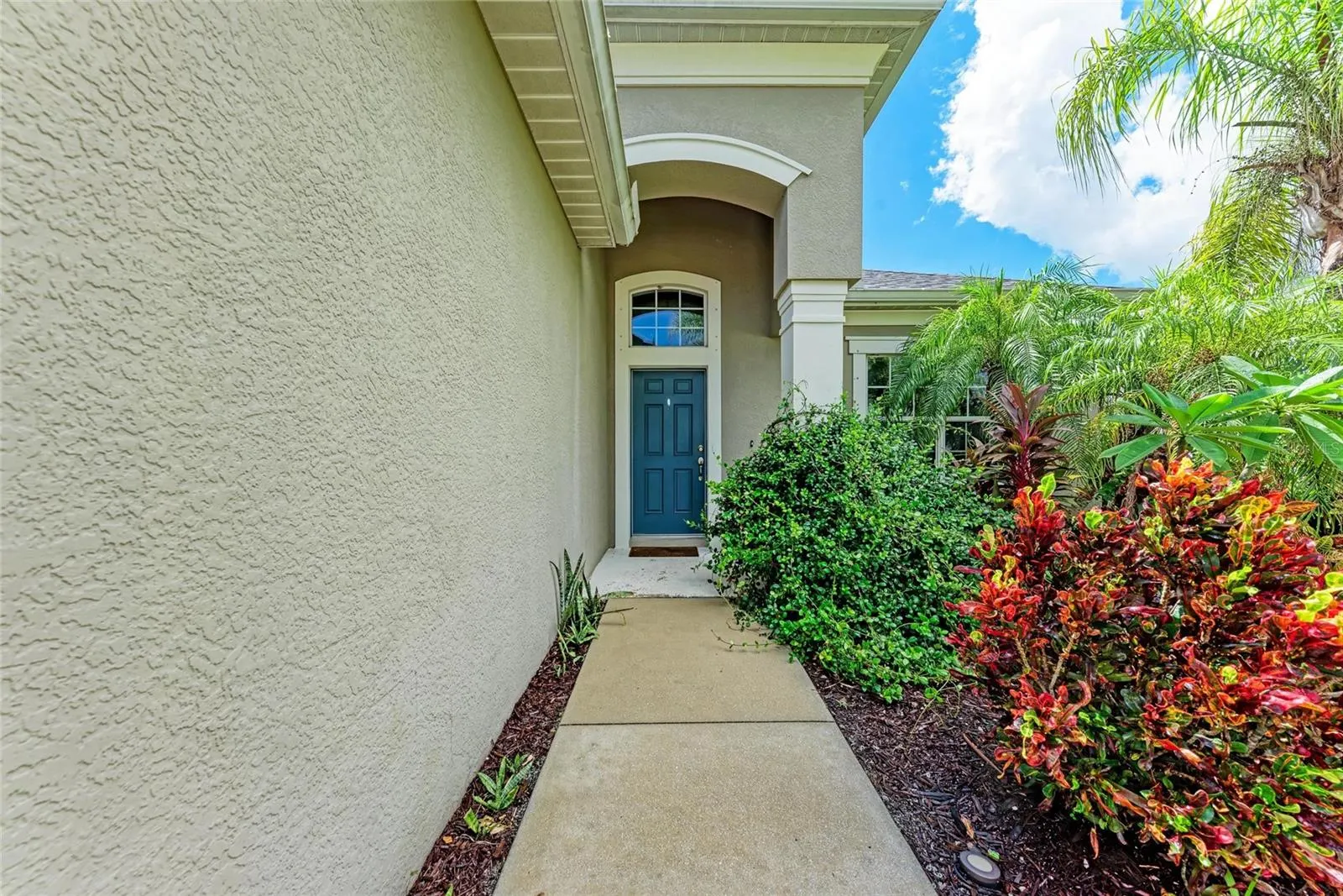 12051 FOREST PARK CIR