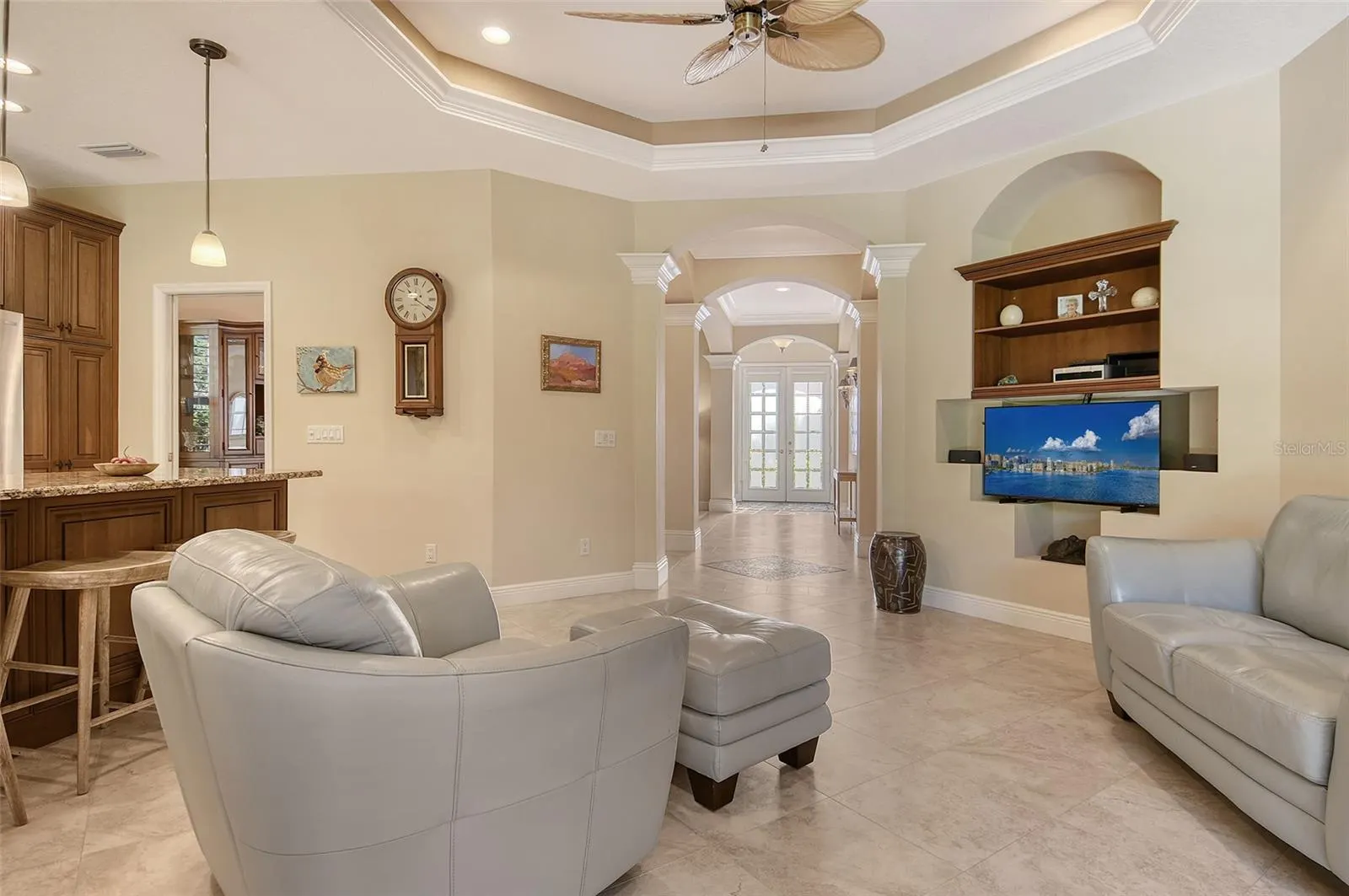 9032 WILLOW BROOK DR