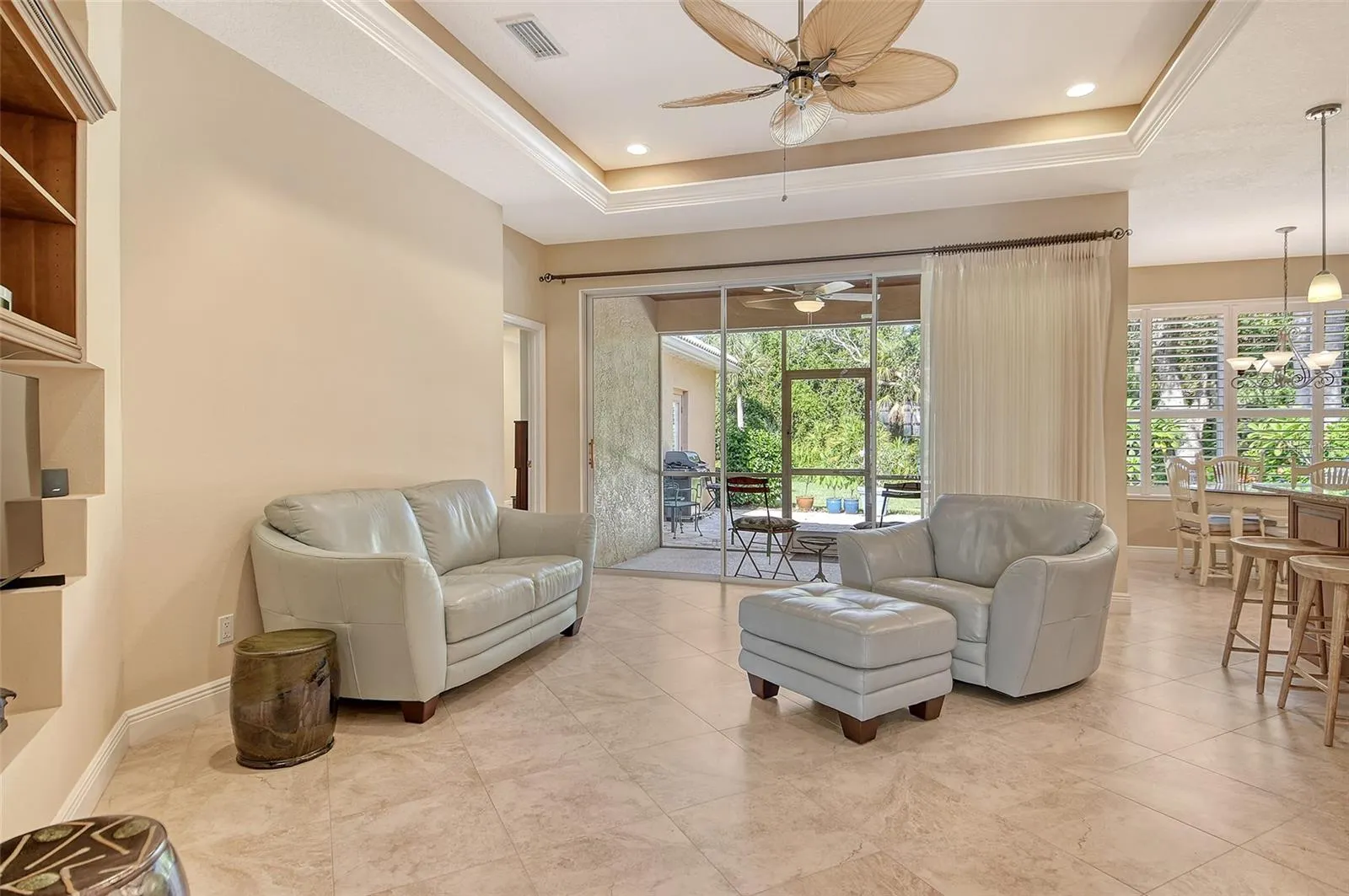 9032 WILLOW BROOK DR