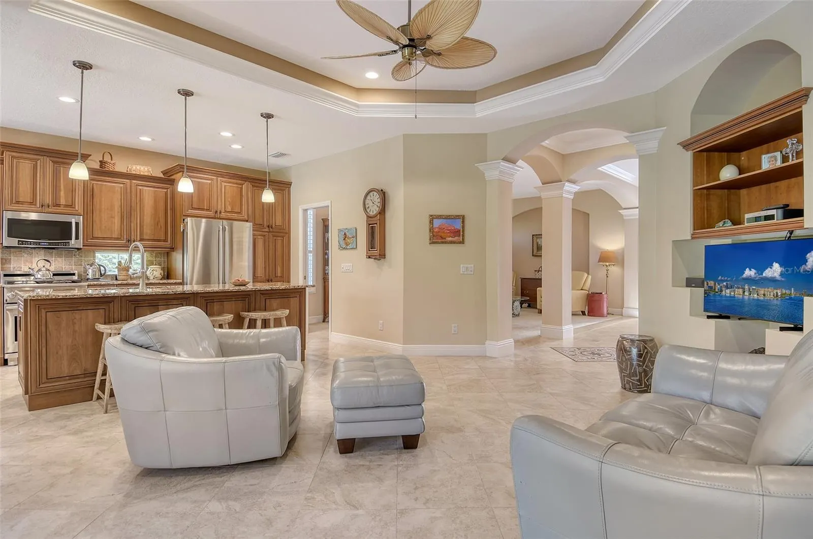 9032 WILLOW BROOK DR