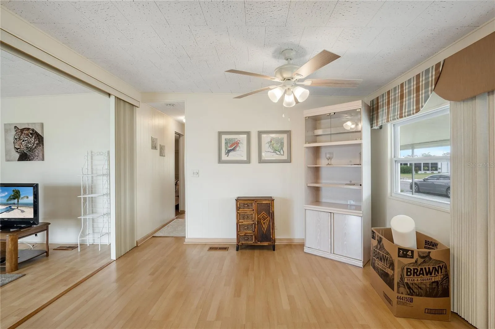 5319 CHATEAU LN