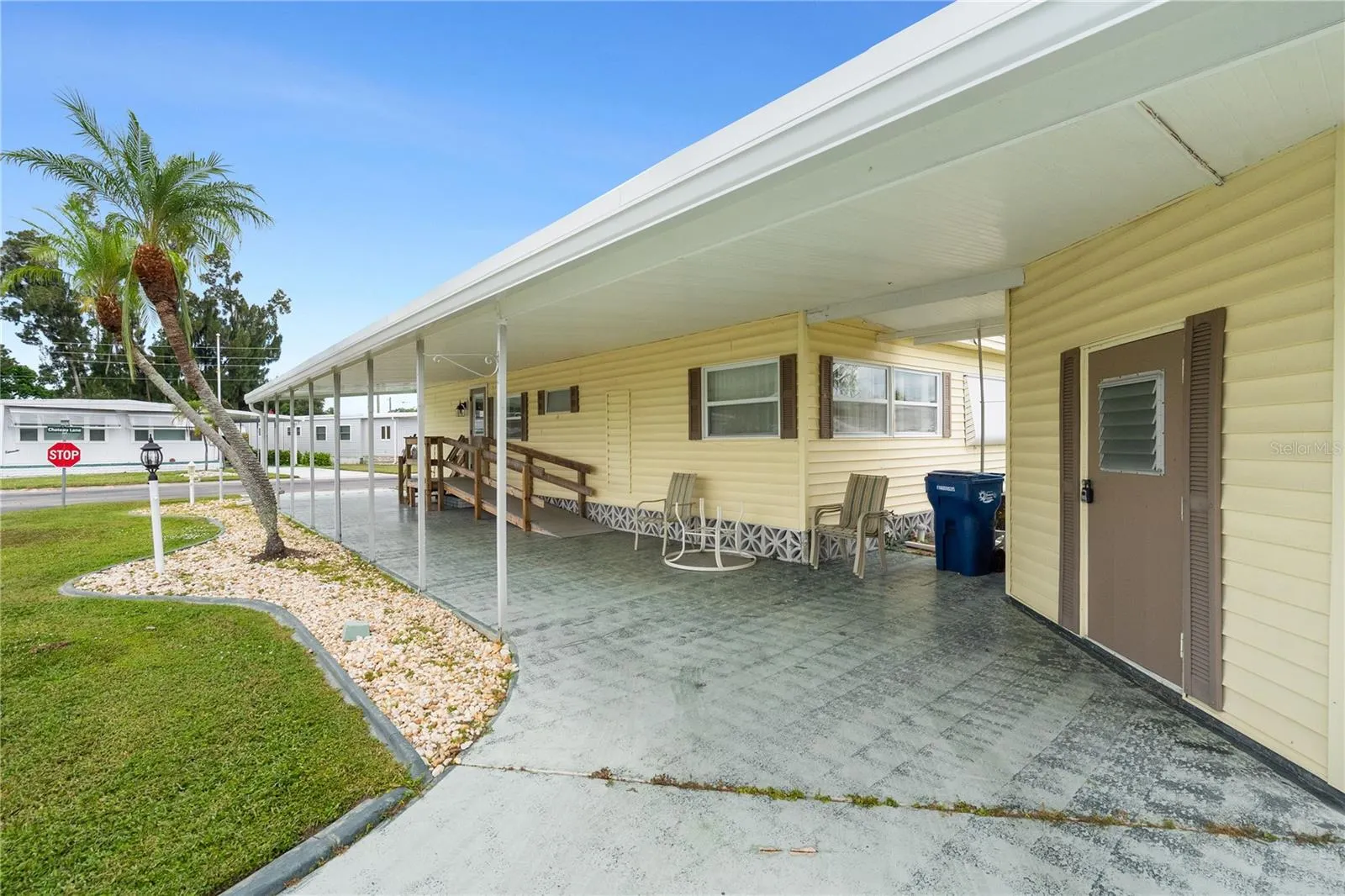 5319 CHATEAU LN