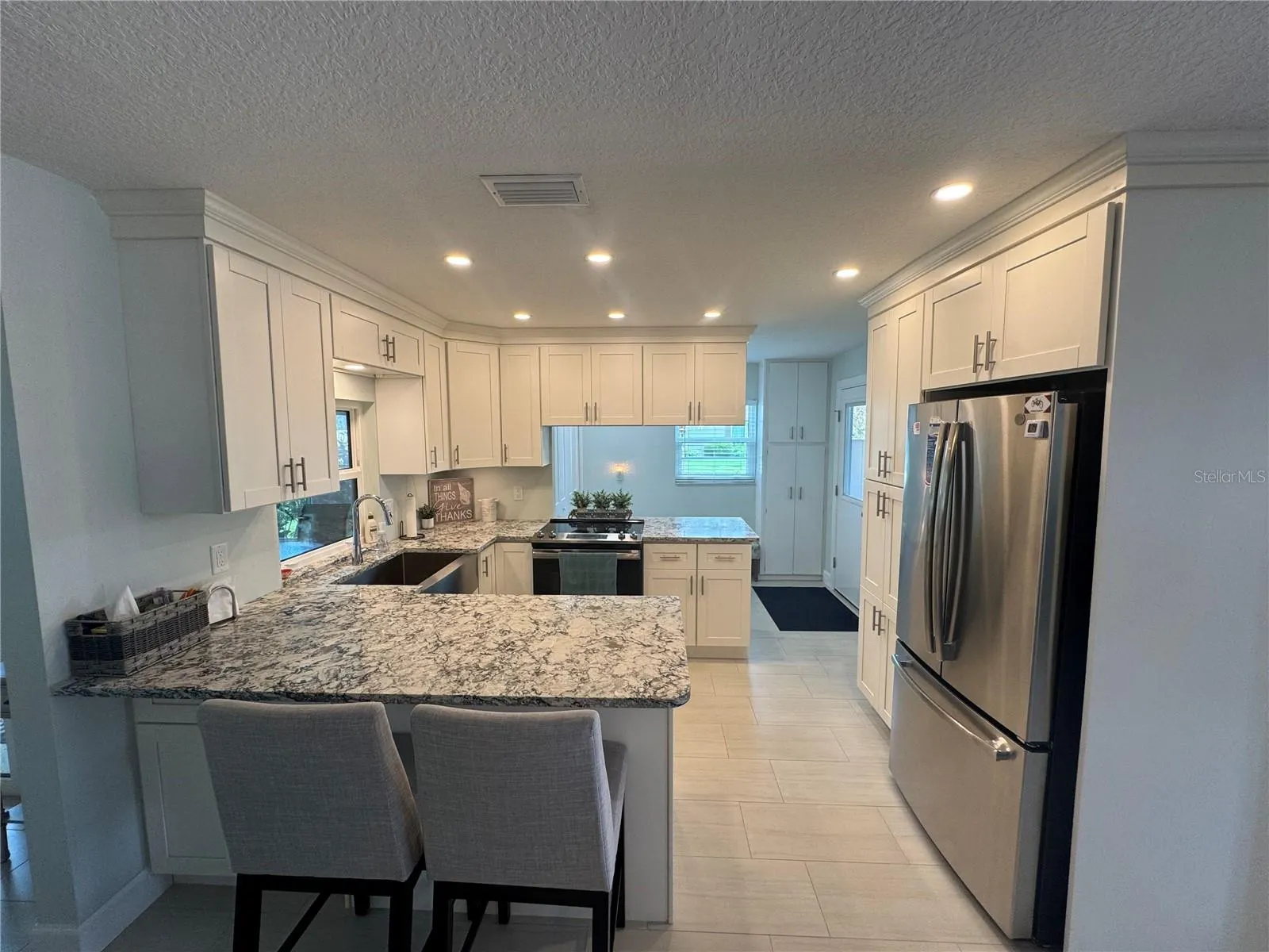 1500 STEWART DR #301, #301