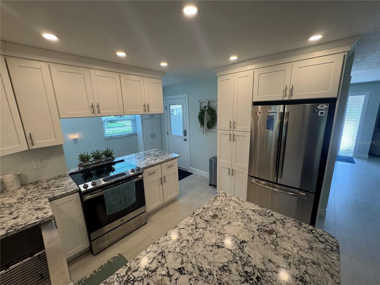 1500 STEWART DR #301, #301