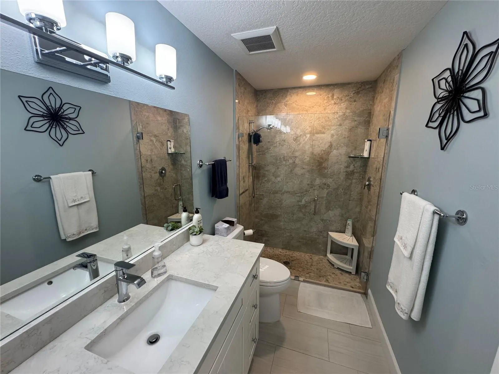 1500 STEWART DR #301, #301