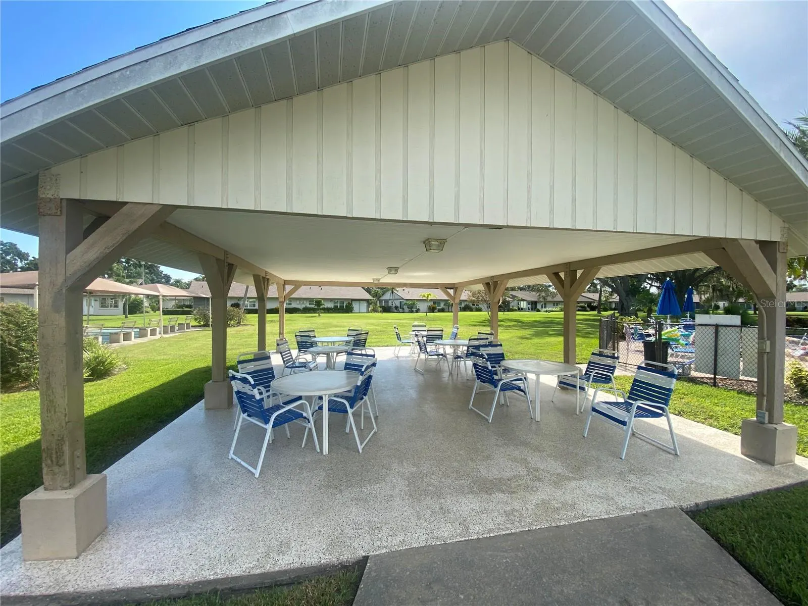 1500 STEWART DR #301, #301