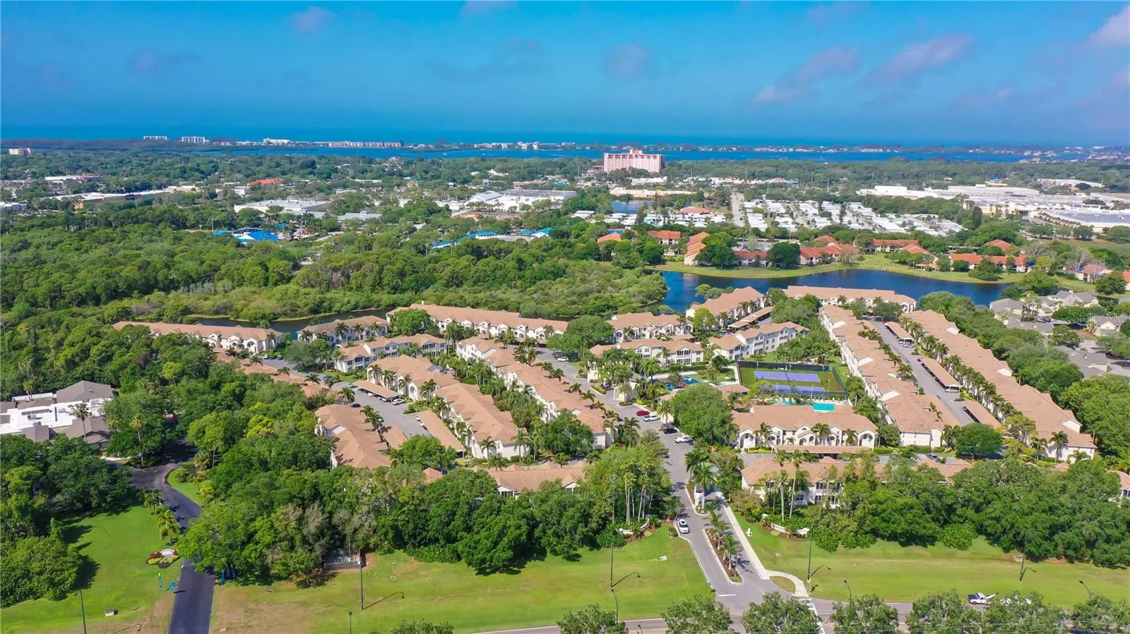 4235 CASTLEBRIDGE LN #1210, #1210