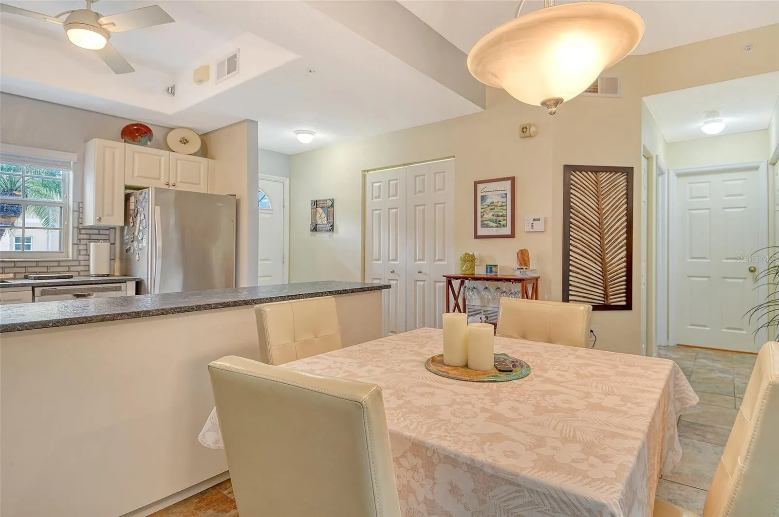 4235 CASTLEBRIDGE LN #1210, #1210