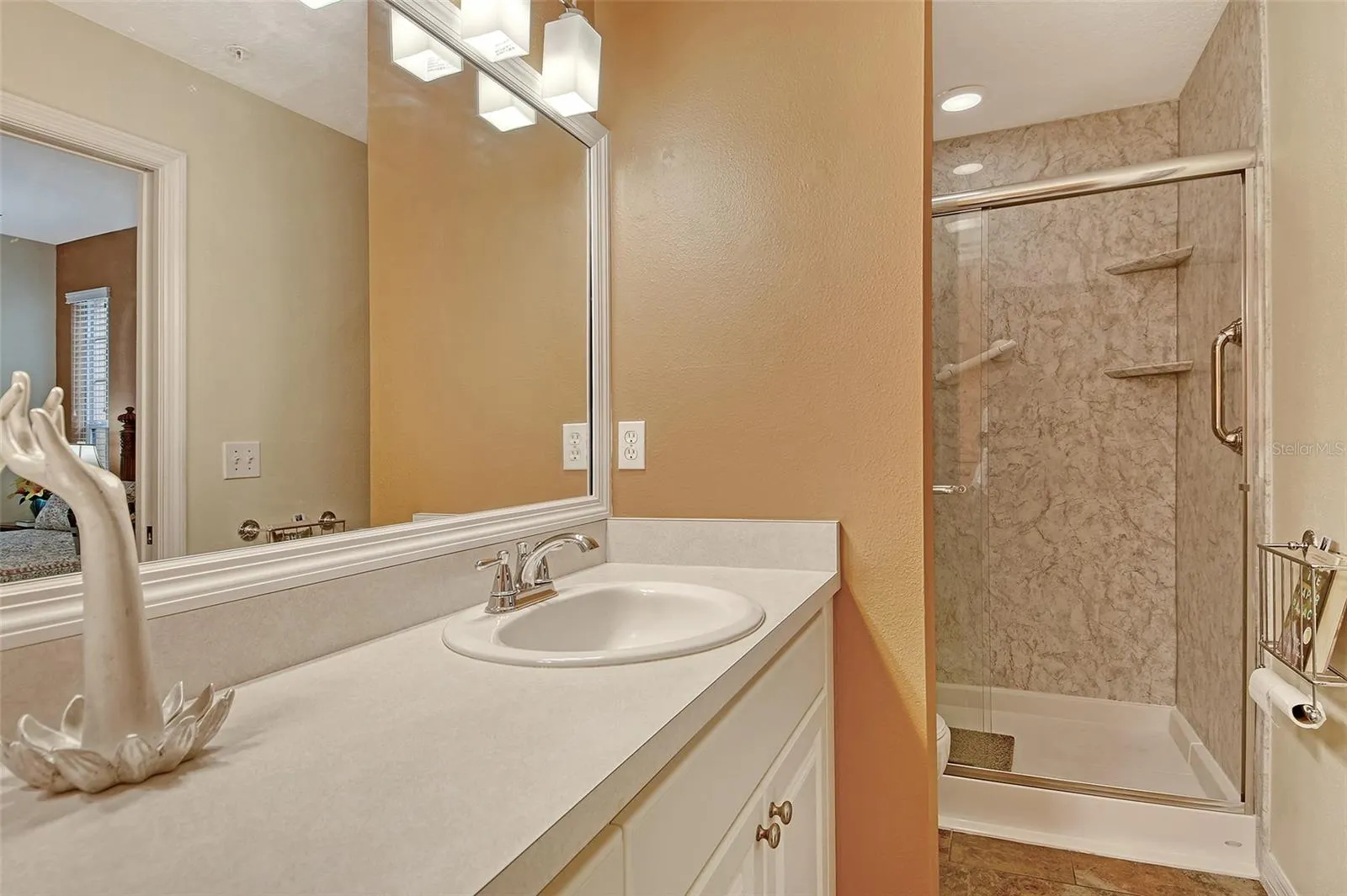 4235 CASTLEBRIDGE LN #1210, #1210