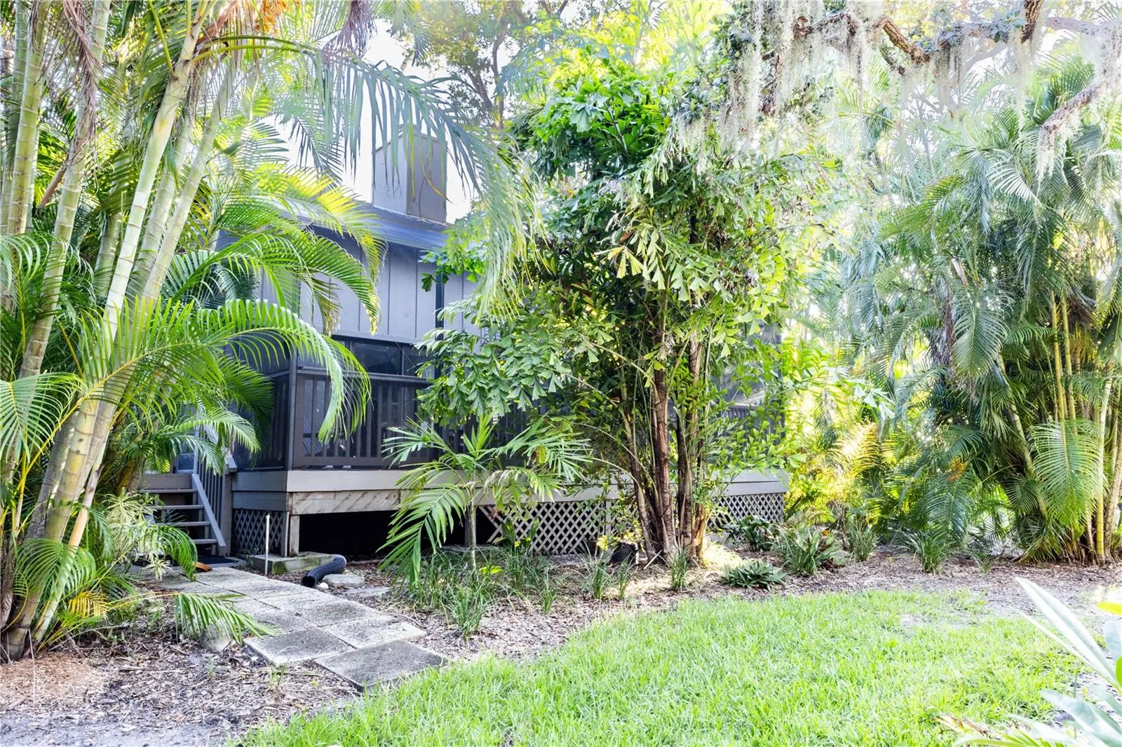 1473 LANDINGS CIR #44, #44