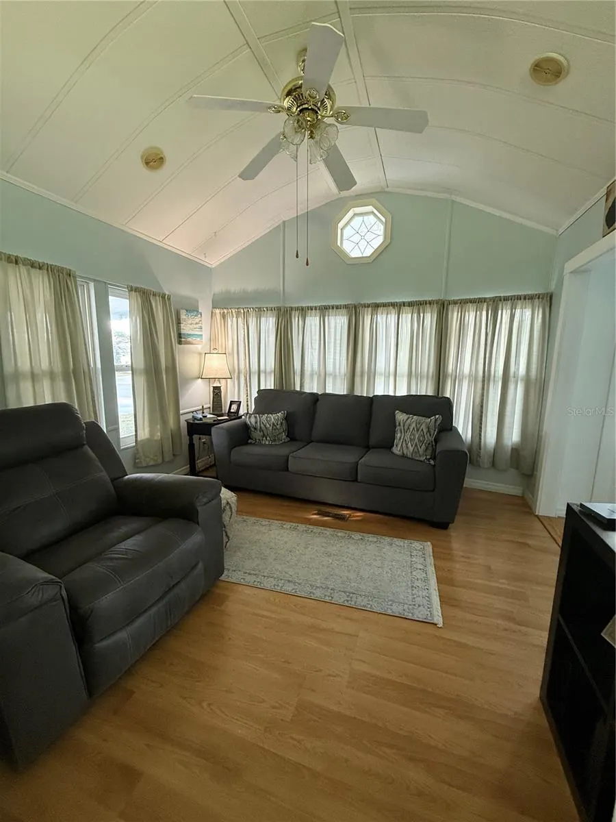 35048 CONDOMINIUM BLVD