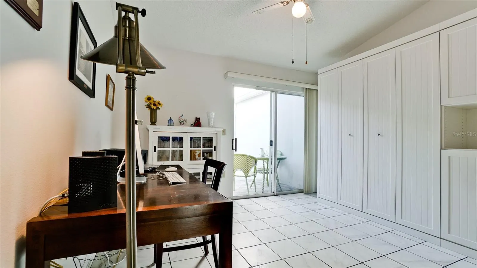 512 SANDERLING CIR