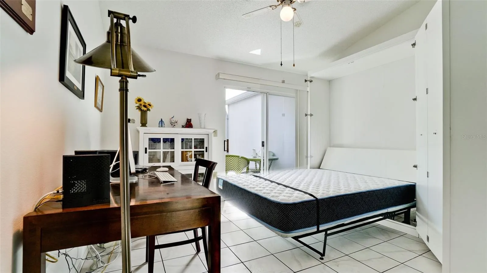 512 SANDERLING CIR