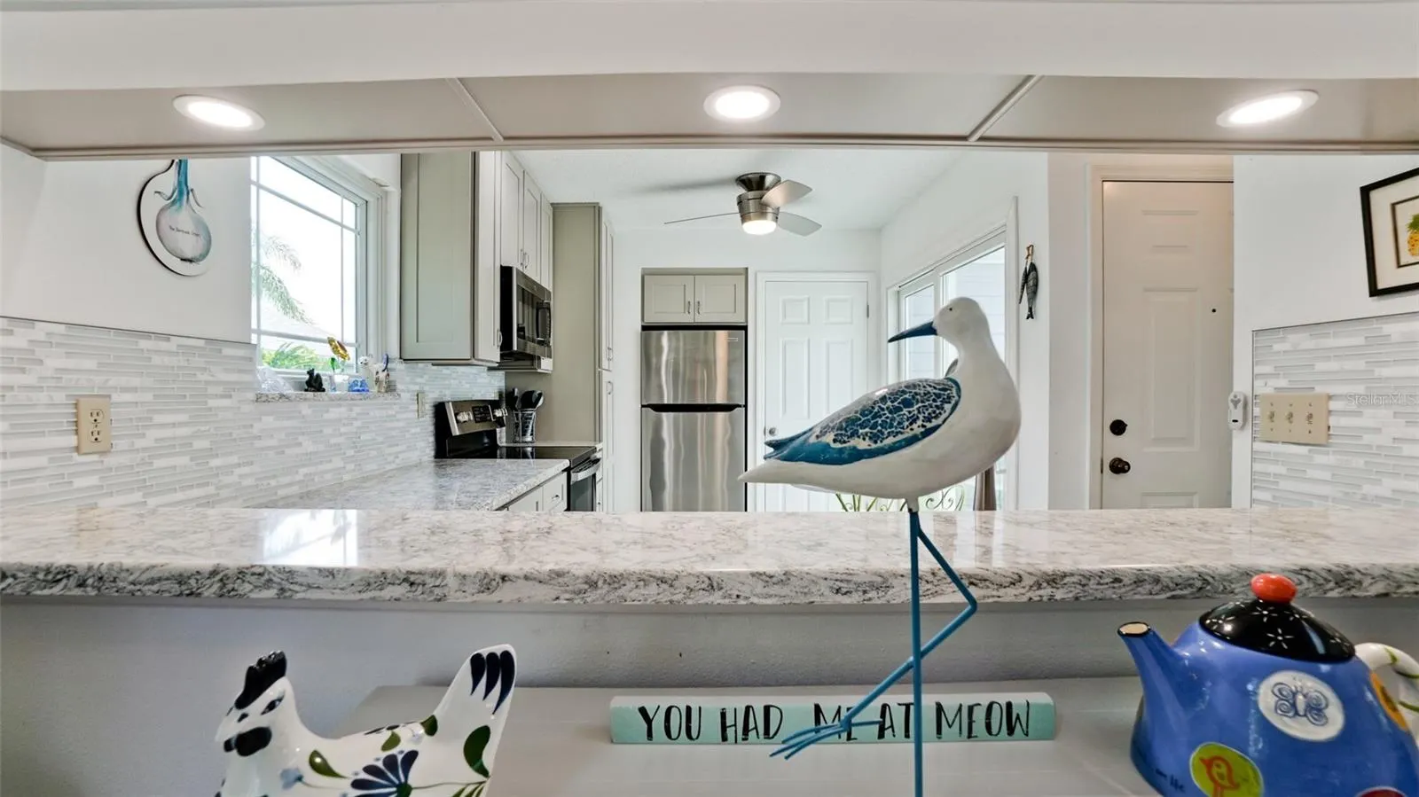 512 SANDERLING CIR