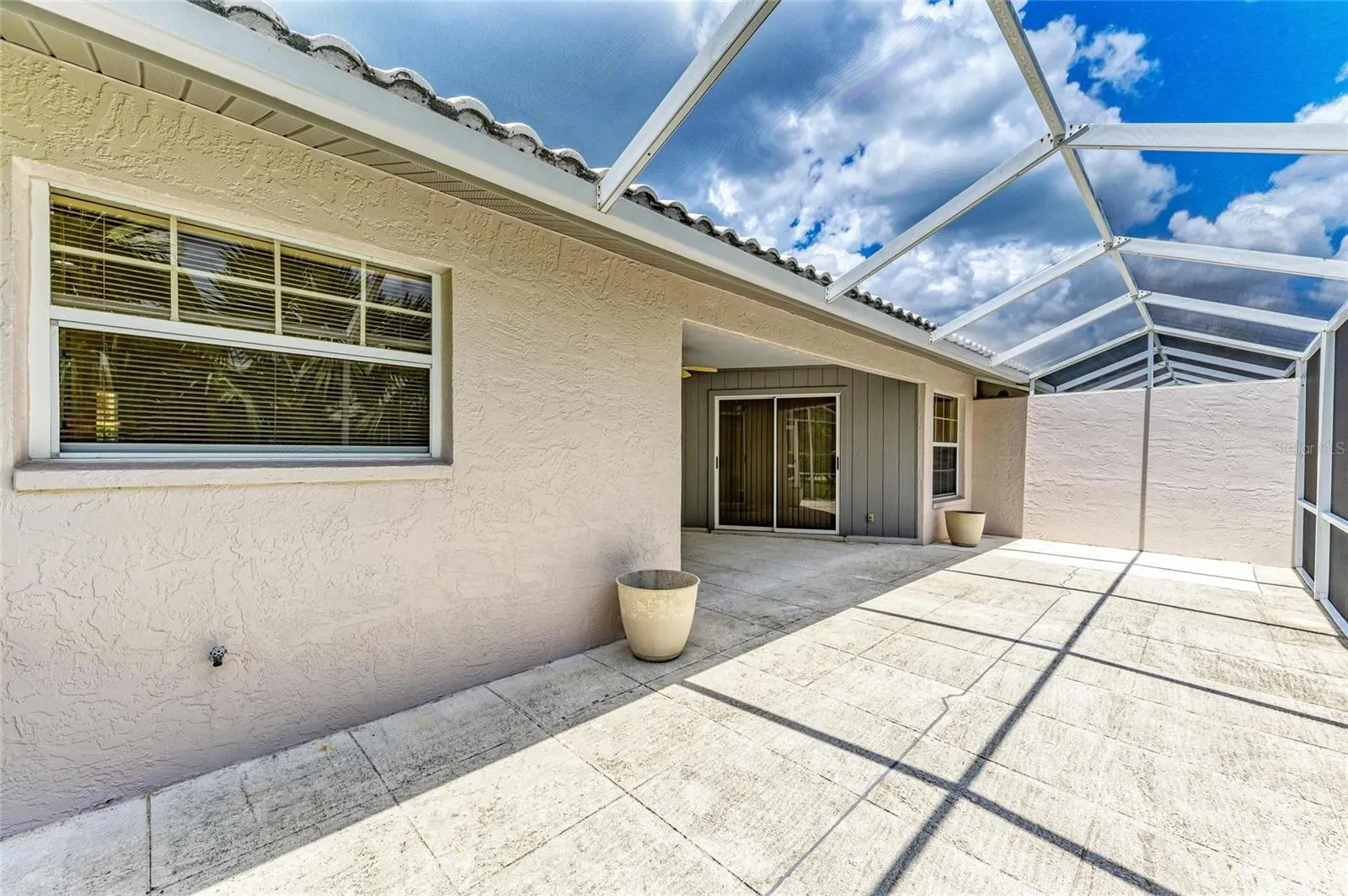 5318 CRESTLAKE BLVD