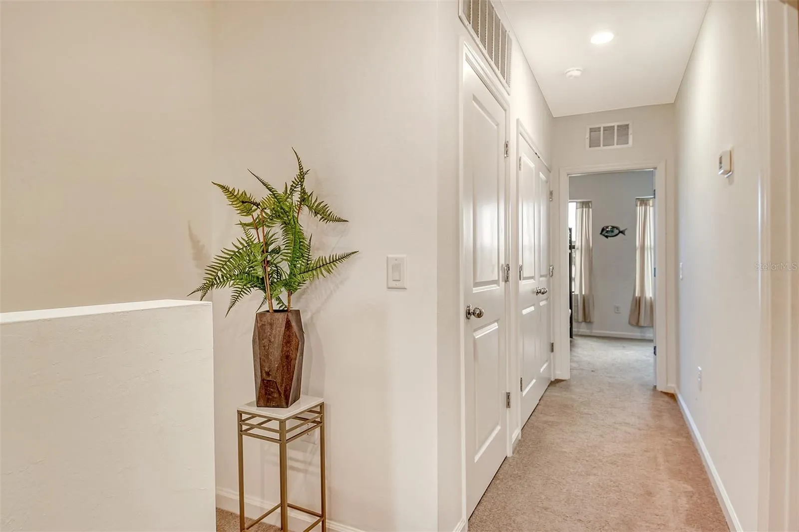 1828 VANORA LN