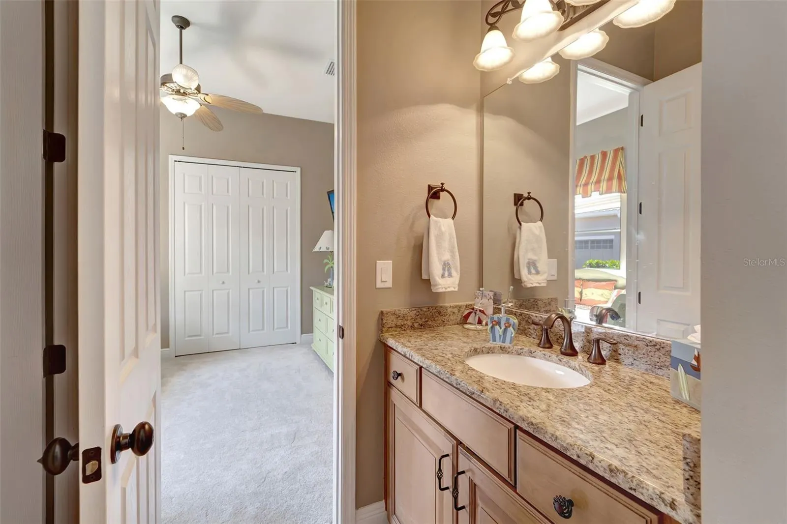 5600 ROCK DOVE DR
