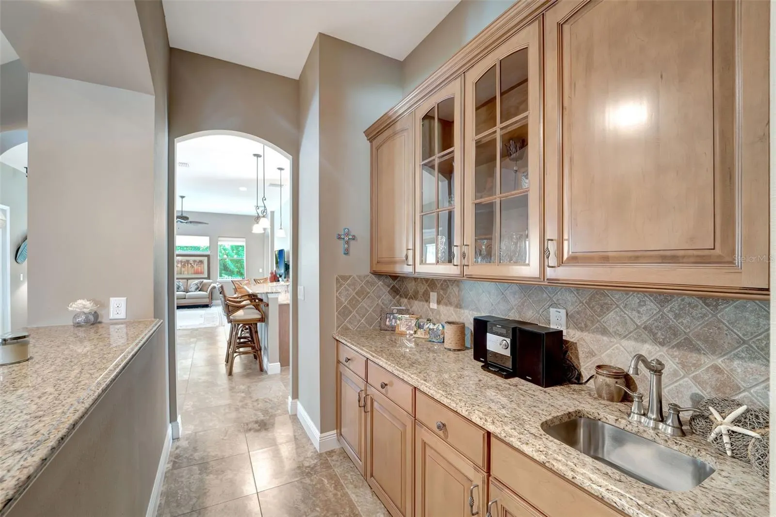 5600 ROCK DOVE DR