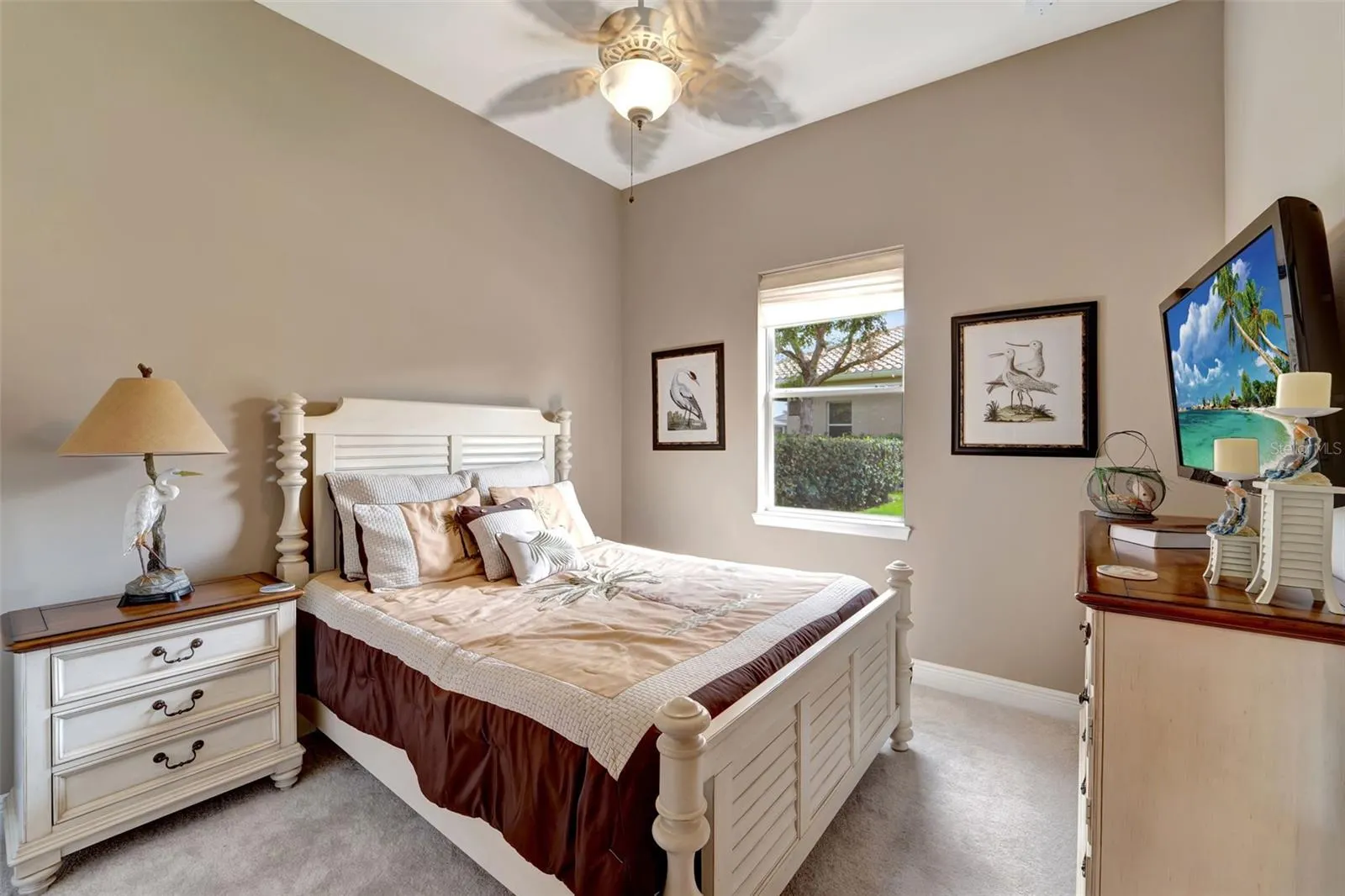 5600 ROCK DOVE DR