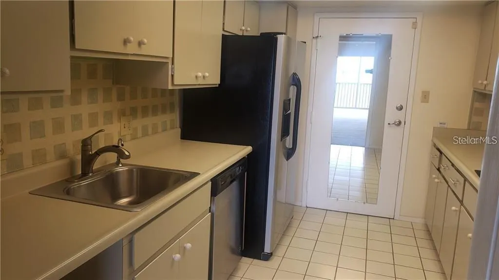 435 S GULFSTREAM AVE #702, #702