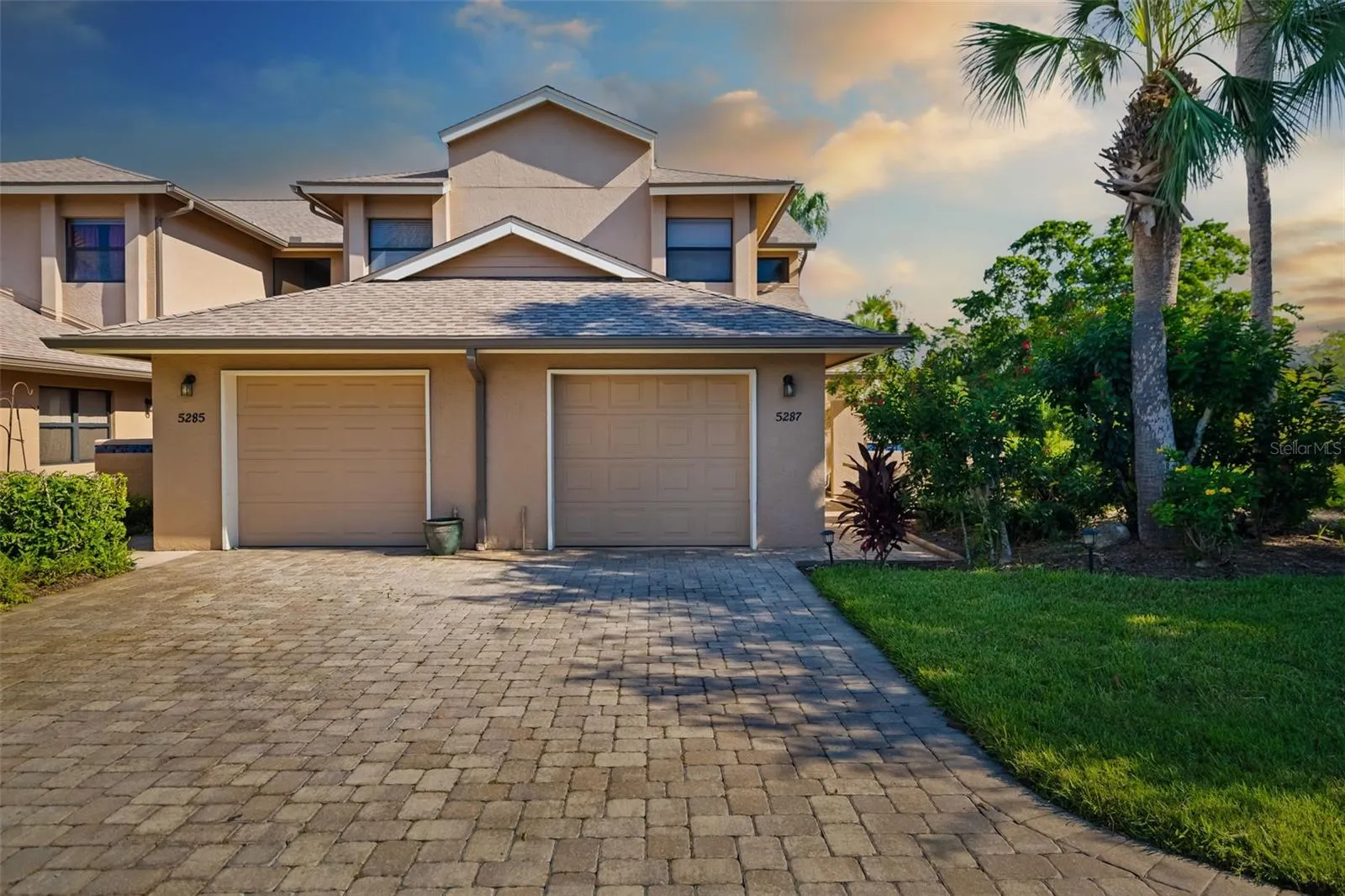 5287 HERON WAY #205, #205